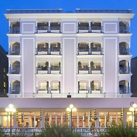 Hotel Continental カットーリカ エクステリア 写真